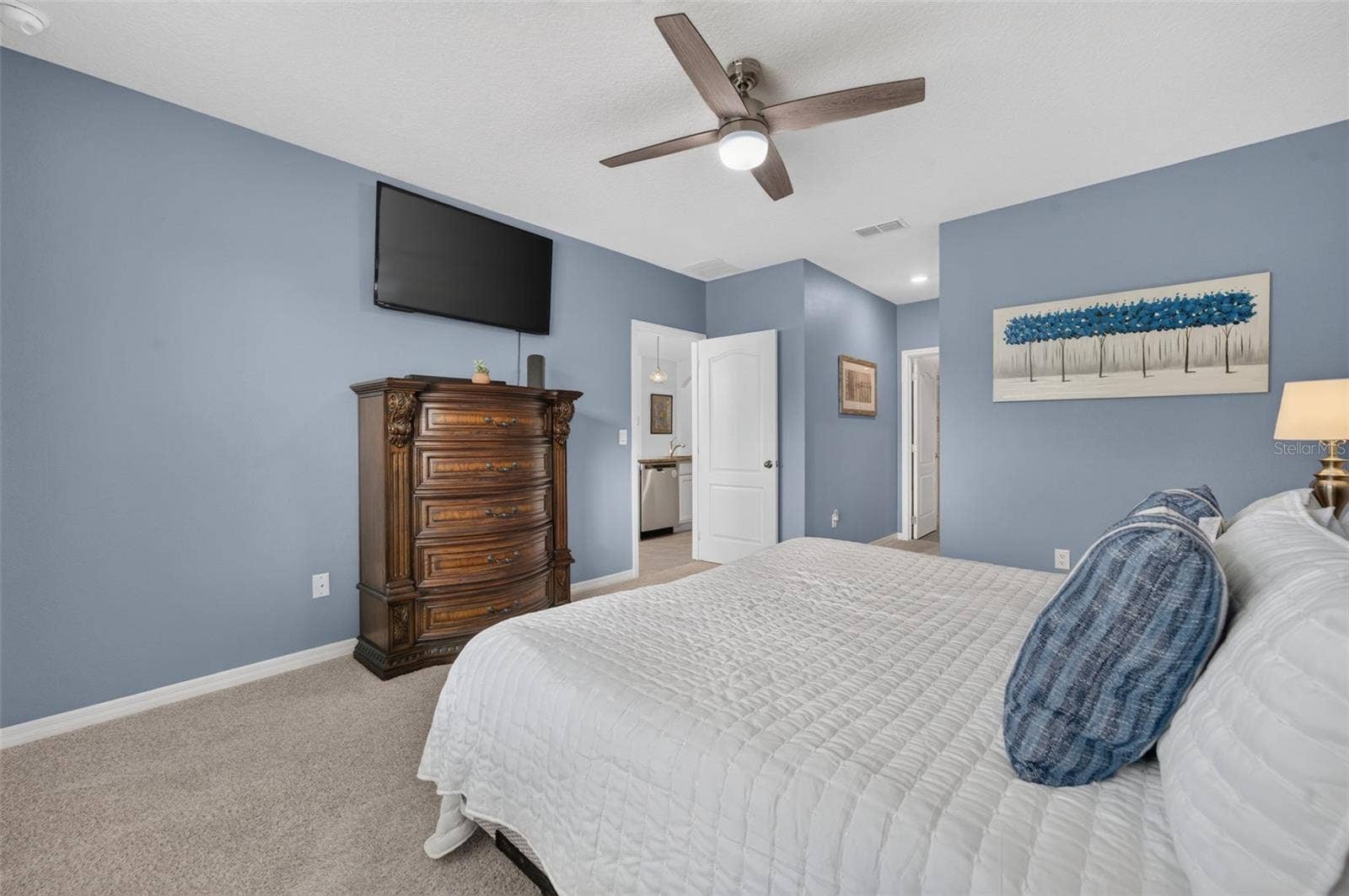 5264 GREENHEART AVENUE, Mount Dora, FL 32757 5264 GREENHEART AVENUE, Mount Dora, FL 32757