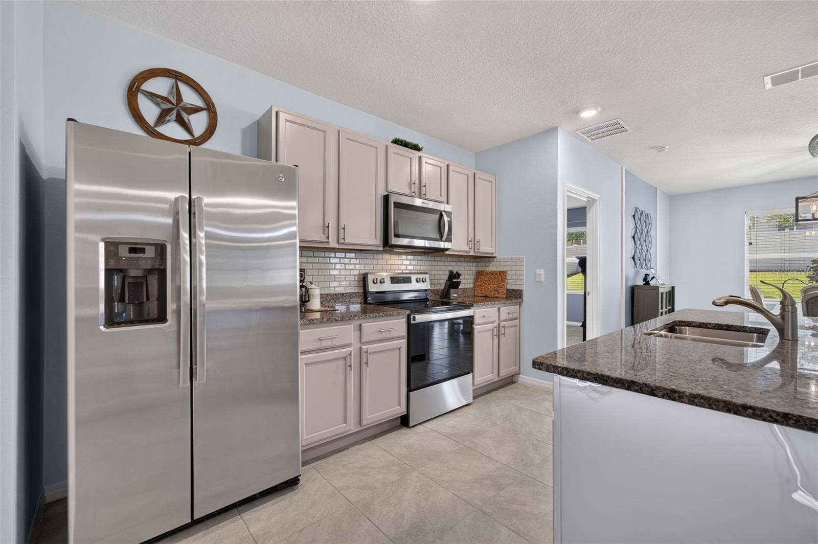 5264 GREENHEART AVENUE, Mount Dora, FL 32757 5264 GREENHEART AVENUE, Mount Dora, FL 32757