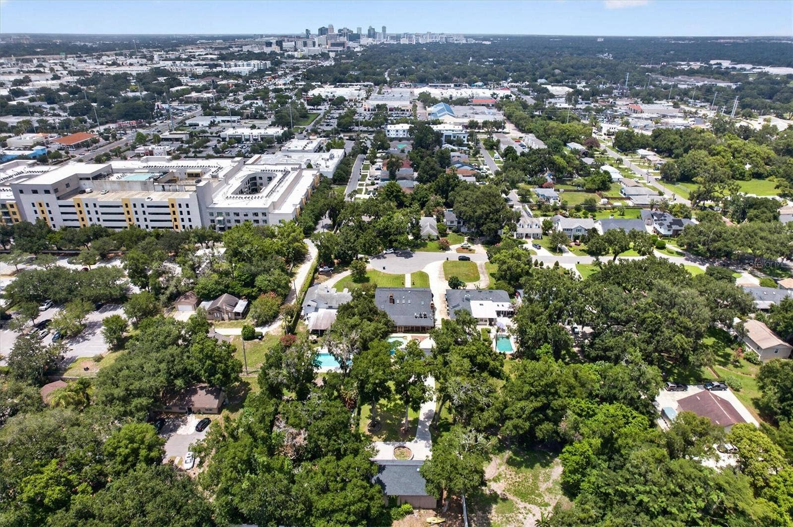 306 OAK ESTATES DRIVE, Orlando, FL 32806 306 OAK ESTATES DRIVE, Orlando, FL 32806