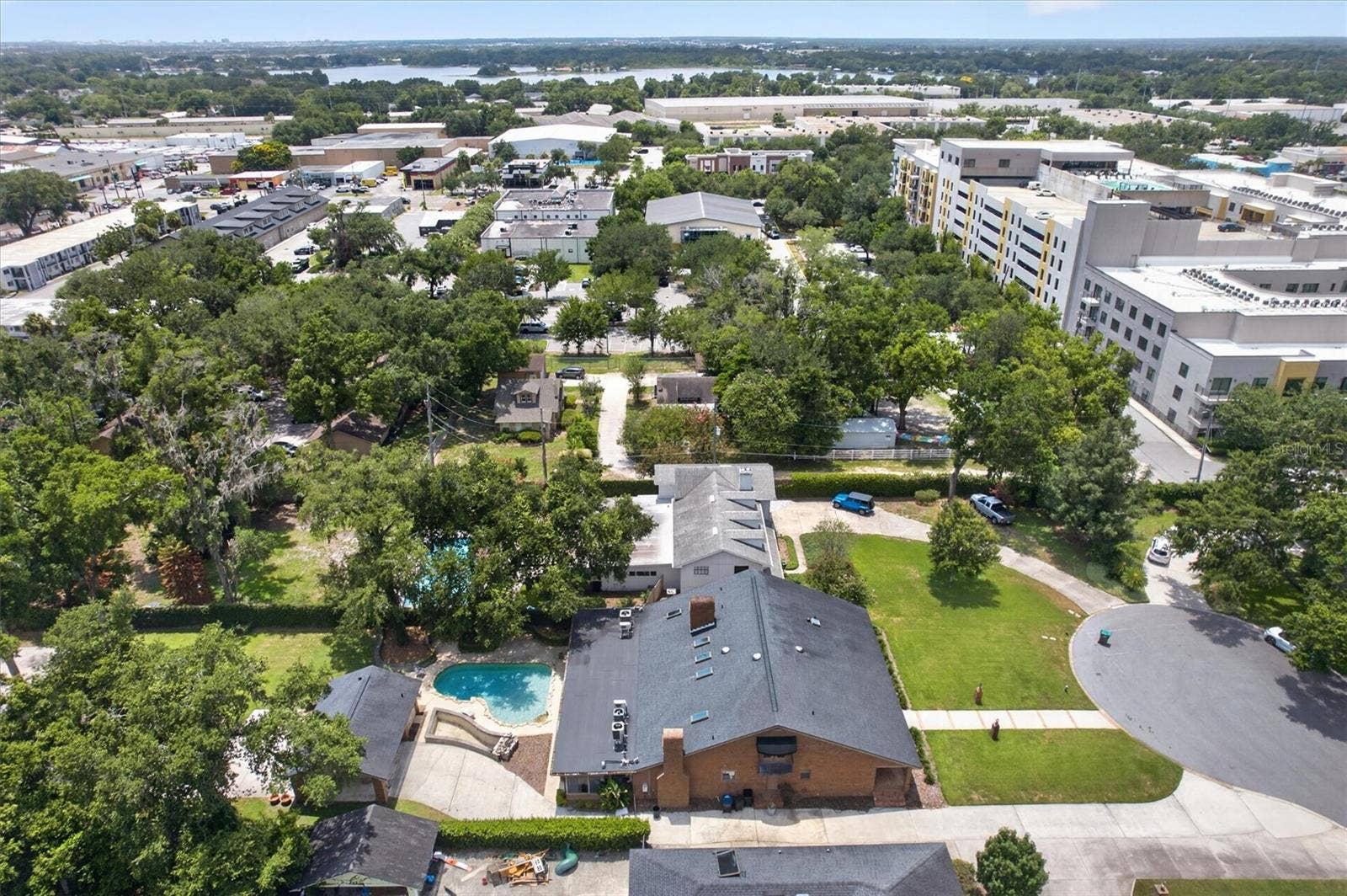 306 OAK ESTATES DRIVE, Orlando, FL 32806 306 OAK ESTATES DRIVE, Orlando, FL 32806