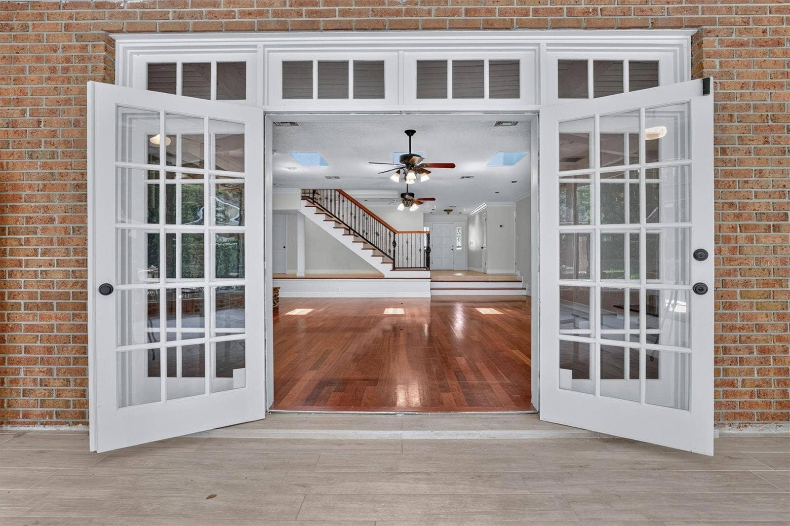 306 OAK ESTATES DRIVE, Orlando, FL 32806 Rear patio
