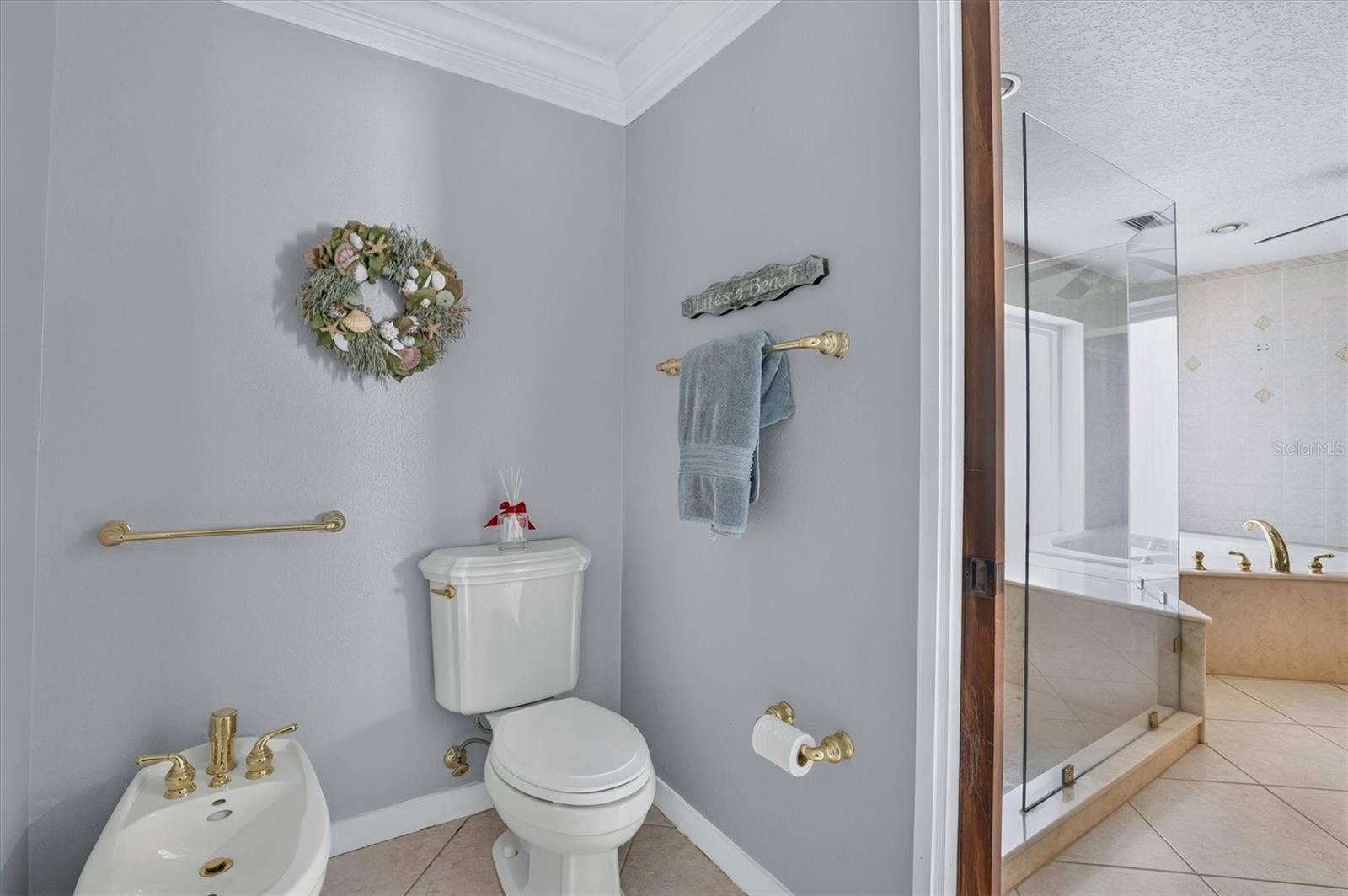 306 OAK ESTATES DRIVE, Orlando, FL 32806 Primary bathroom