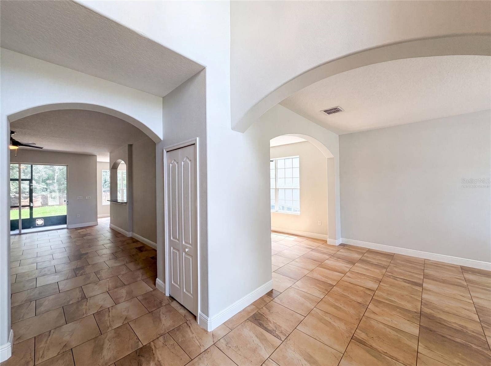 12706 GROVEHURST AVENUE, Winter Garden, FL 34787 Virtually Staged