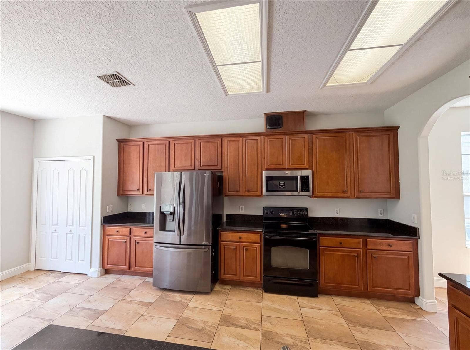 12706 GROVEHURST AVENUE, Winter Garden, FL 34787 Virtually Staged