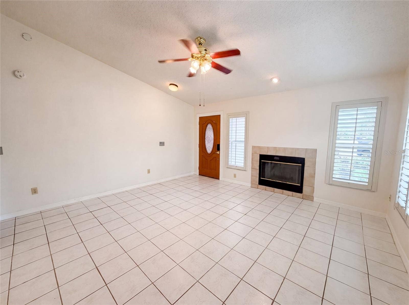 11648 HIDDEN HOLLOW CIRCLE, Tampa, FL 33635 11648 HIDDEN HOLLOW CIRCLE, Tampa, FL 33635