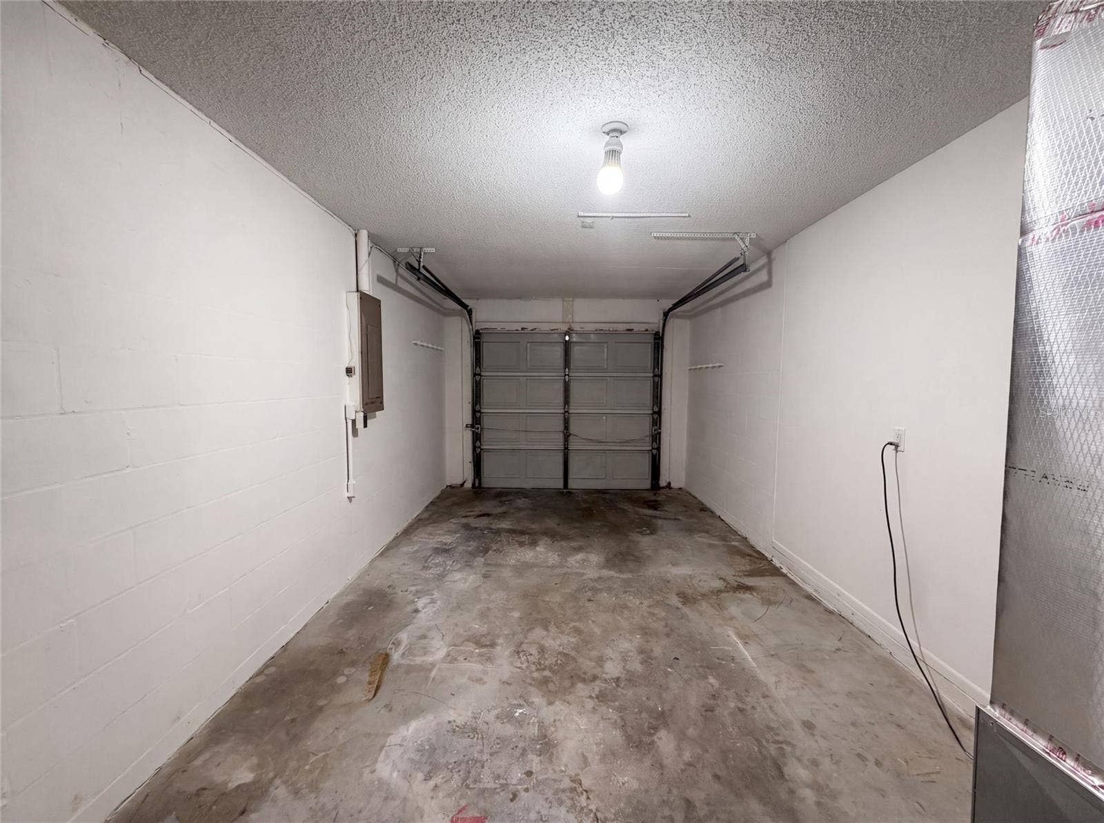 11648 HIDDEN HOLLOW CIRCLE, Tampa, FL 33635 11648 HIDDEN HOLLOW CIRCLE, Tampa, FL 33635