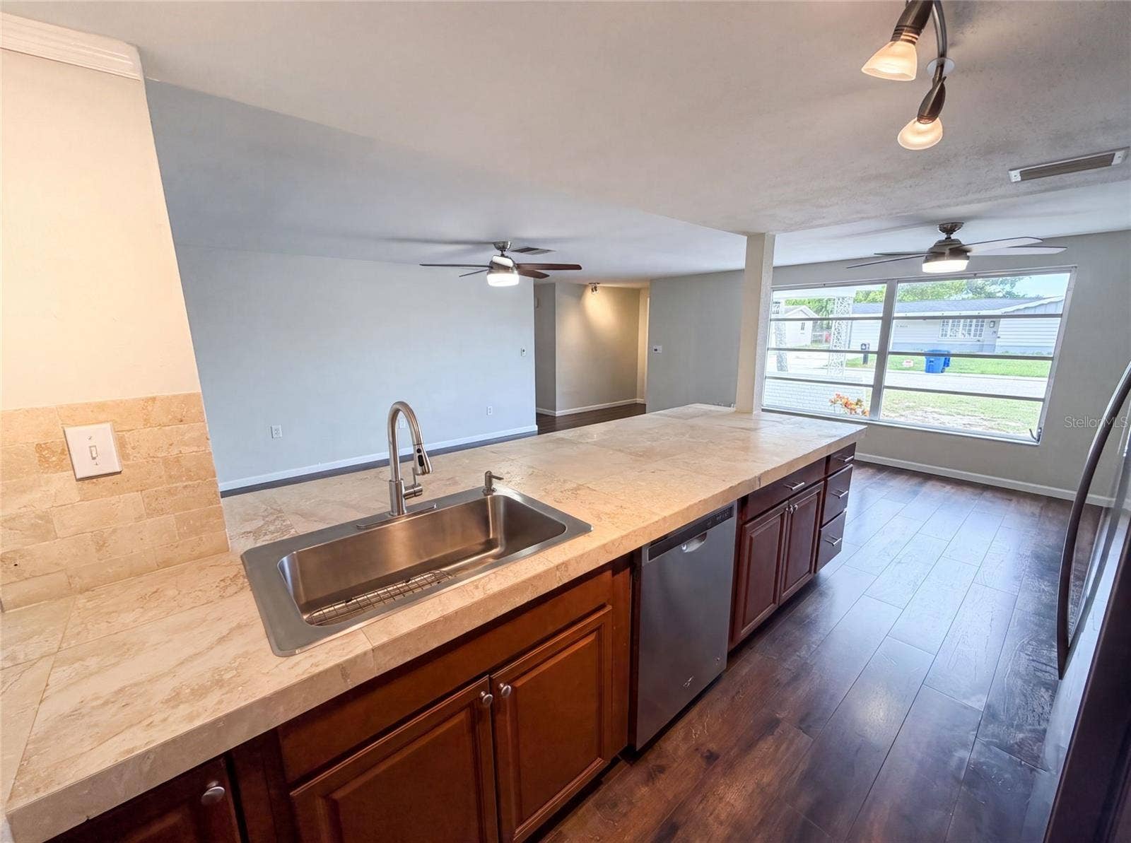 3400 BAINBRIDGE DRIVE, Holiday, FL 34691 3400 BAINBRIDGE DRIVE, Holiday, FL 34691