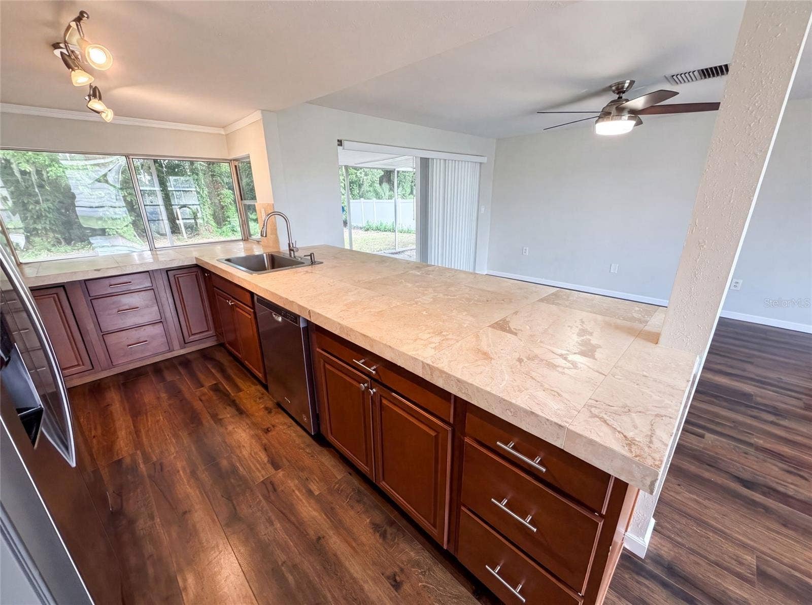 3400 BAINBRIDGE DRIVE, Holiday, FL 34691 3400 BAINBRIDGE DRIVE, Holiday, FL 34691