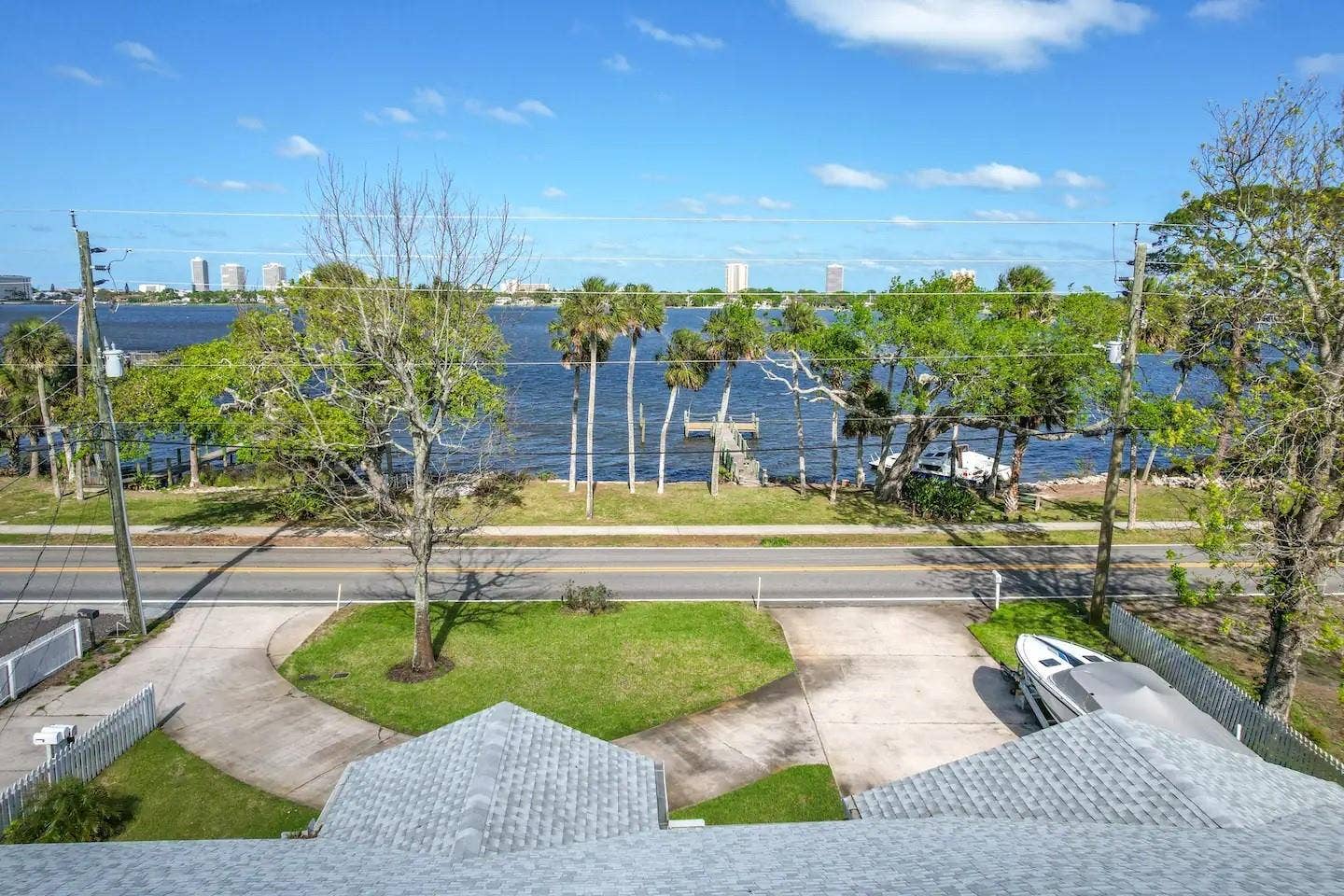 1426 RIVERSIDE DRIVE, Daytona Beach, FL 32117 1426 RIVERSIDE DRIVE, Daytona Beach, FL 32117