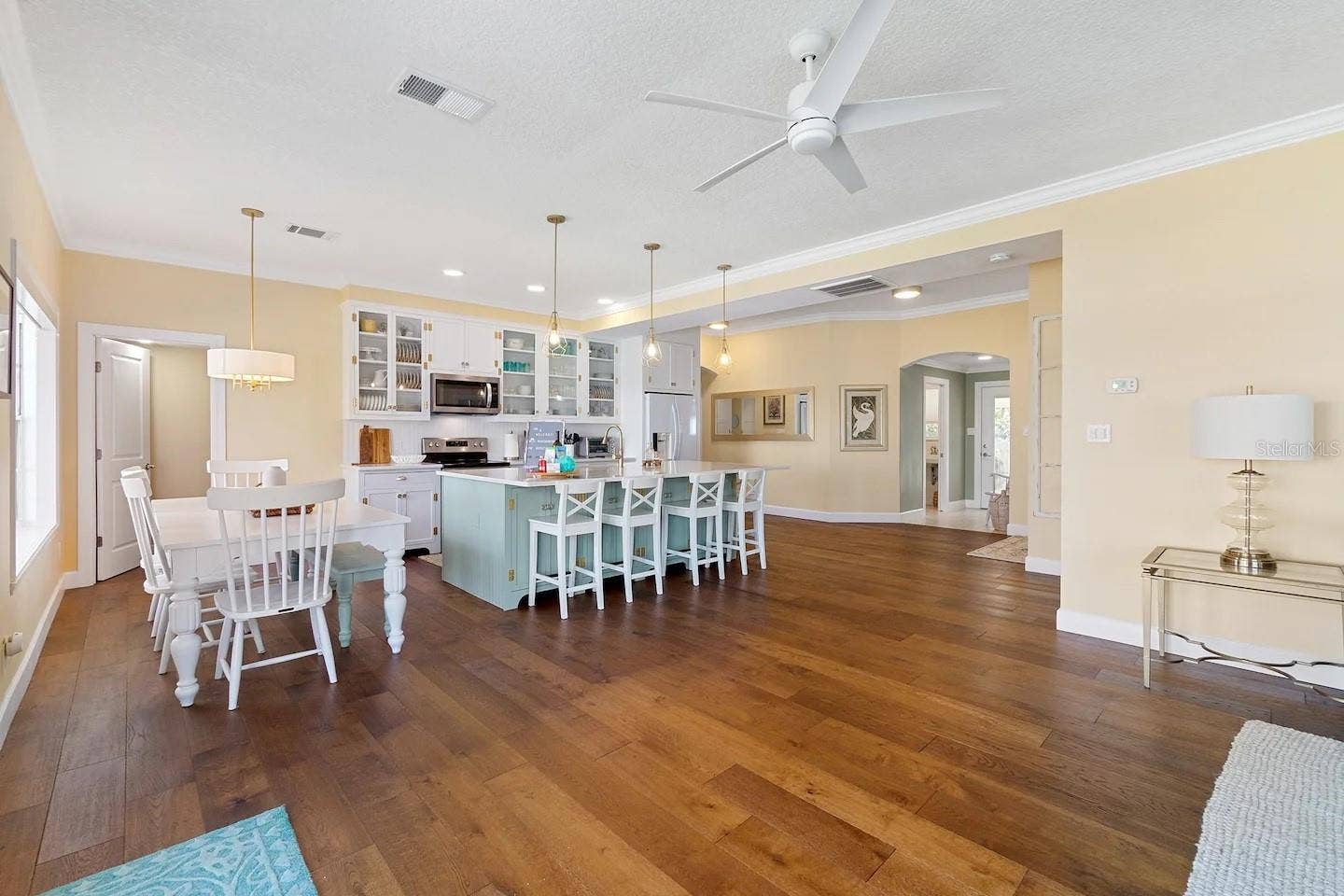1426 RIVERSIDE DRIVE, Daytona Beach, FL 32117 1426 RIVERSIDE DRIVE, Daytona Beach, FL 32117