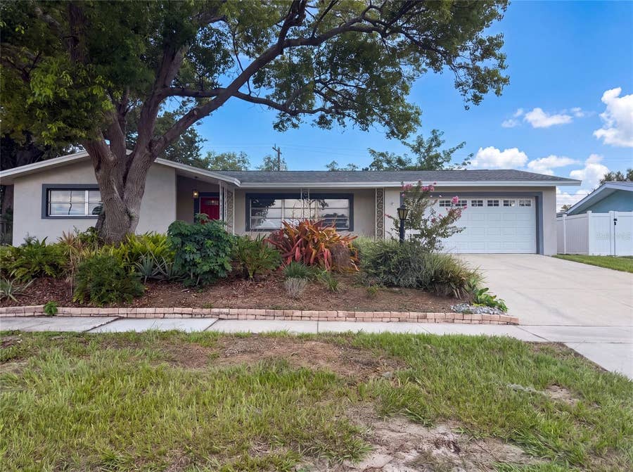 Property photo for 1666 PALACE DRIVE, Clearwater, FL
