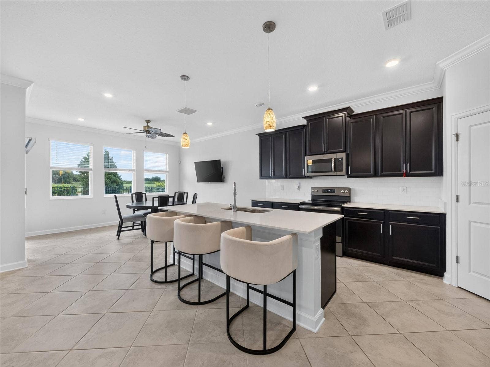 8813 BETH PAGE LANE, Davenport, FL 33896 8813 BETH PAGE LANE, Davenport, FL 33896
