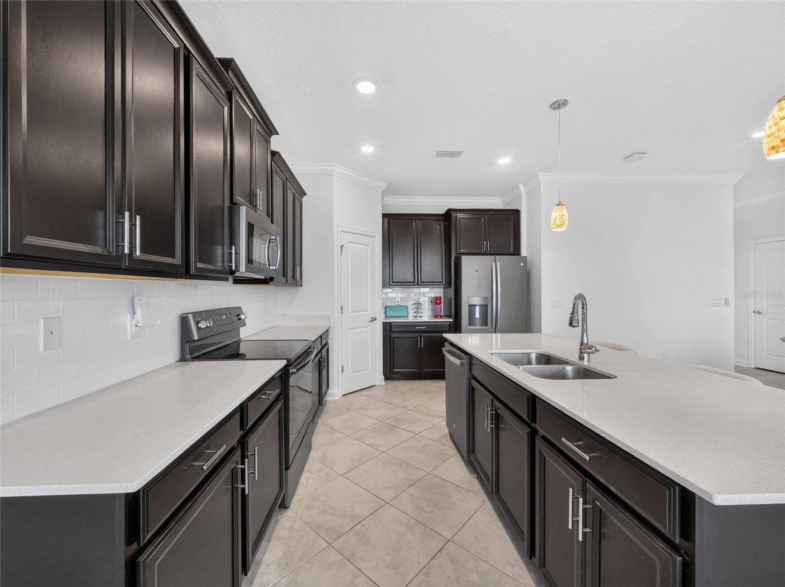 8813 BETH PAGE LANE, Davenport, FL 33896 8813 BETH PAGE LANE, Davenport, FL 33896