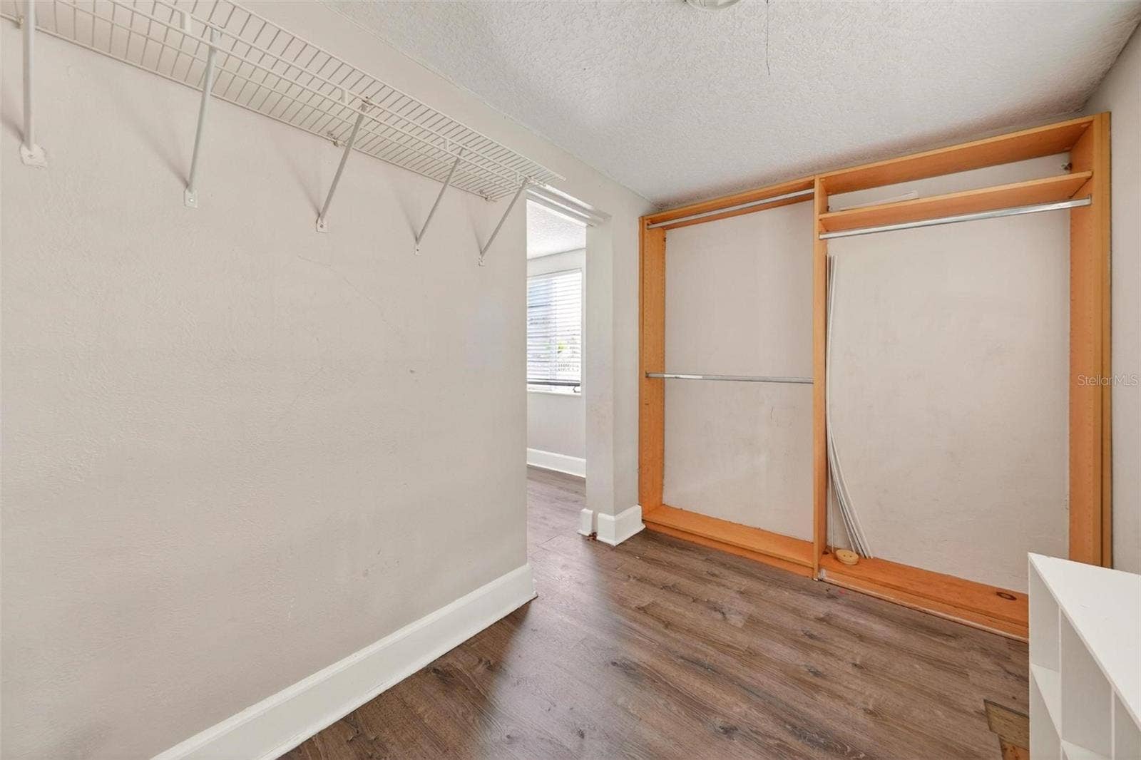 1st floor-walk in closet