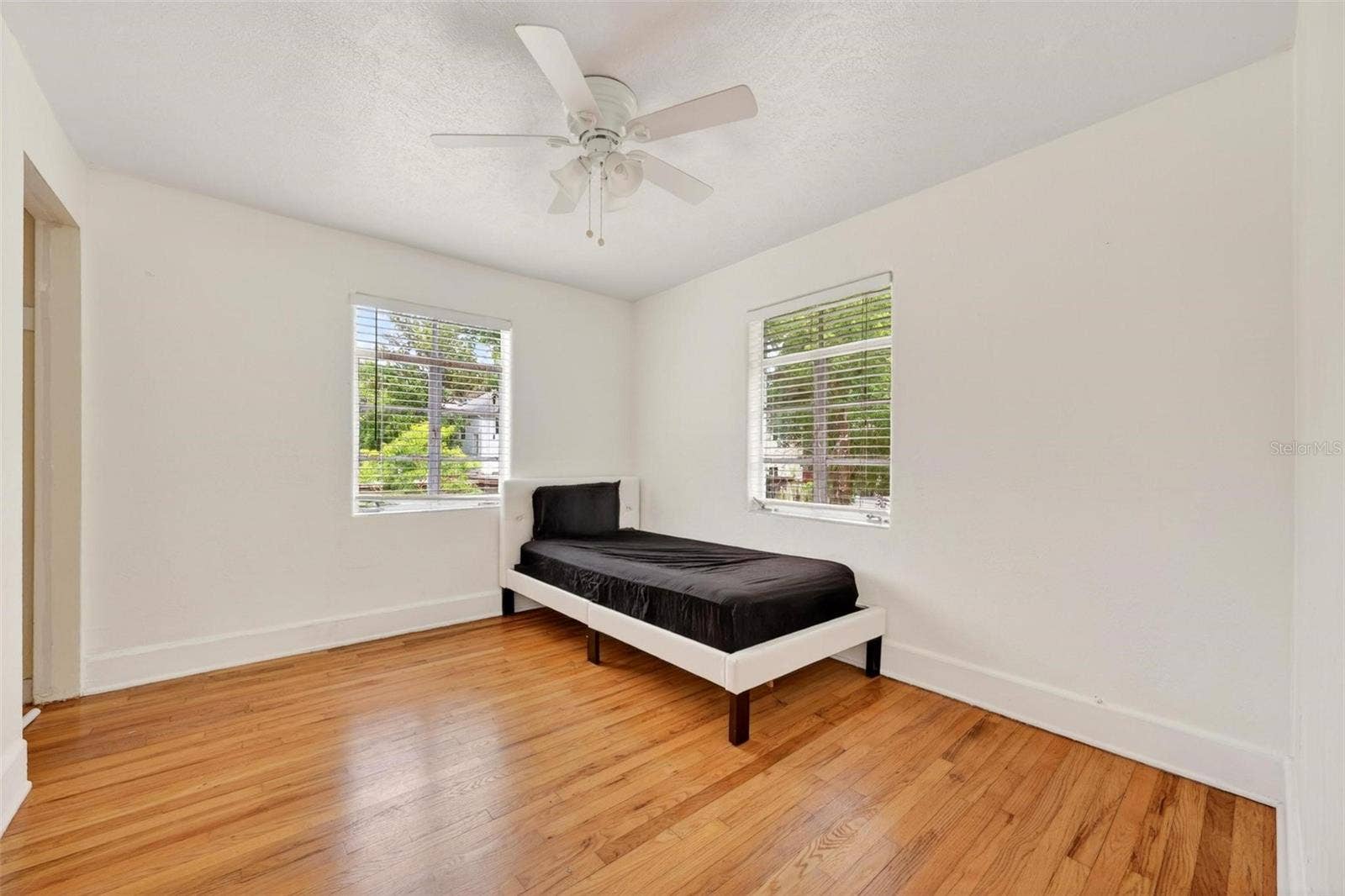 2nd floor-bedroom