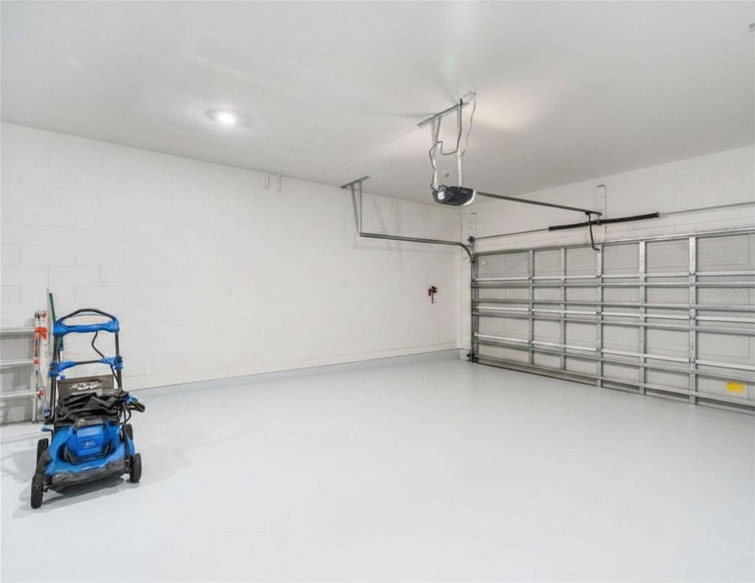 1919 PERCH HAMMOCK LOOP, Groveland, FL 34736 3 CAR GARAGE