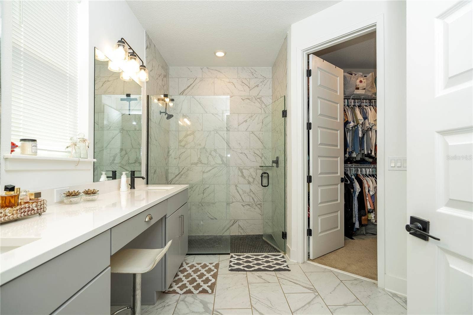 Master Suite 1st floor