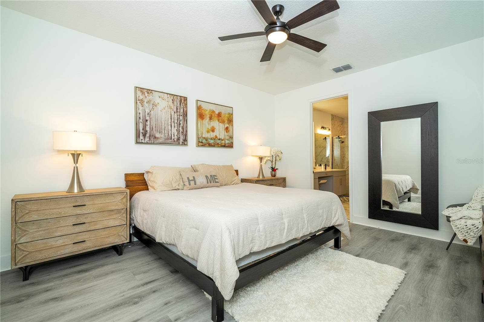 Master Suite 1st floor