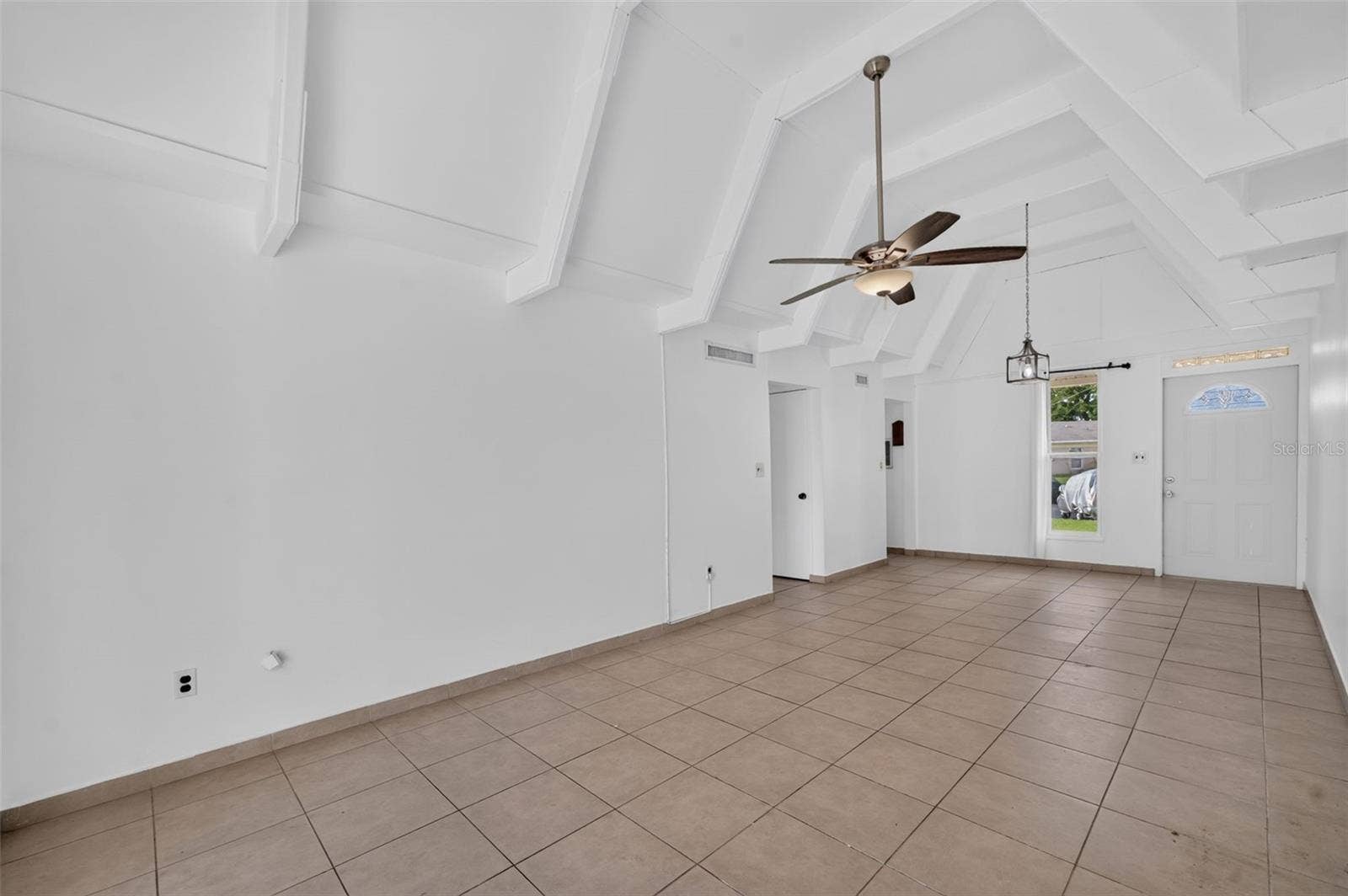 3111 CLUB CIRCLE, Lake Wales, FL 33854 3111 CLUB CIRCLE, Lake Wales, FL 33854