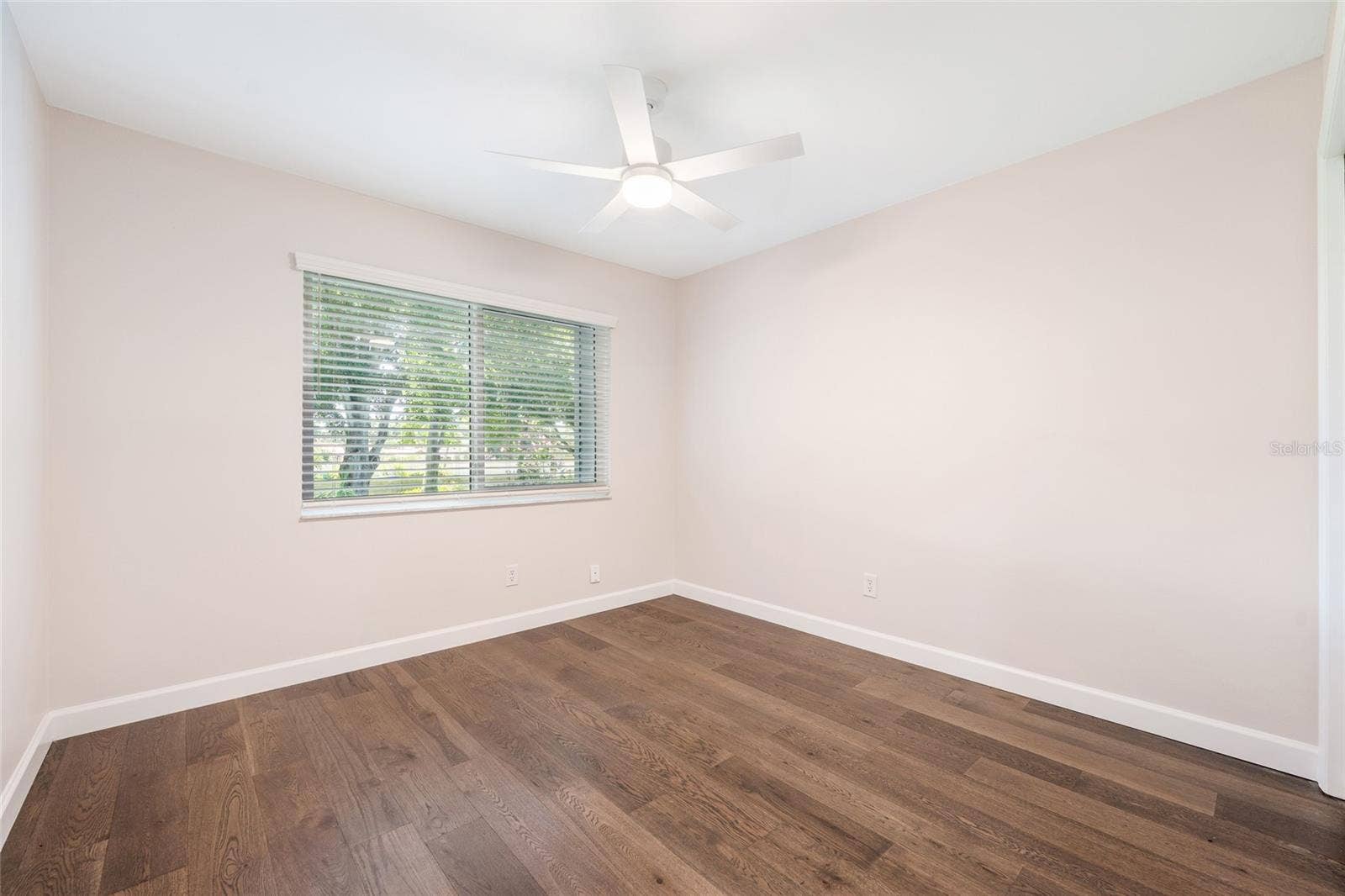 8137 CITRUS CHASE DRIVE, Orlando, FL 32836 8137 CITRUS CHASE DRIVE, Orlando, FL 32836