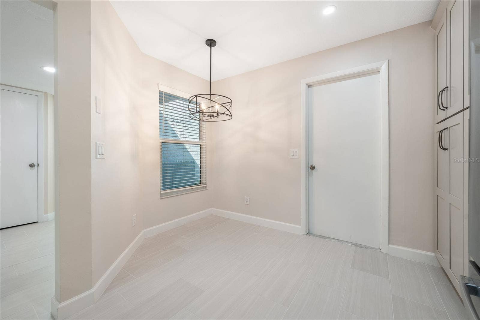 8137 CITRUS CHASE DRIVE, Orlando, FL 32836 8137 CITRUS CHASE DRIVE, Orlando, FL 32836