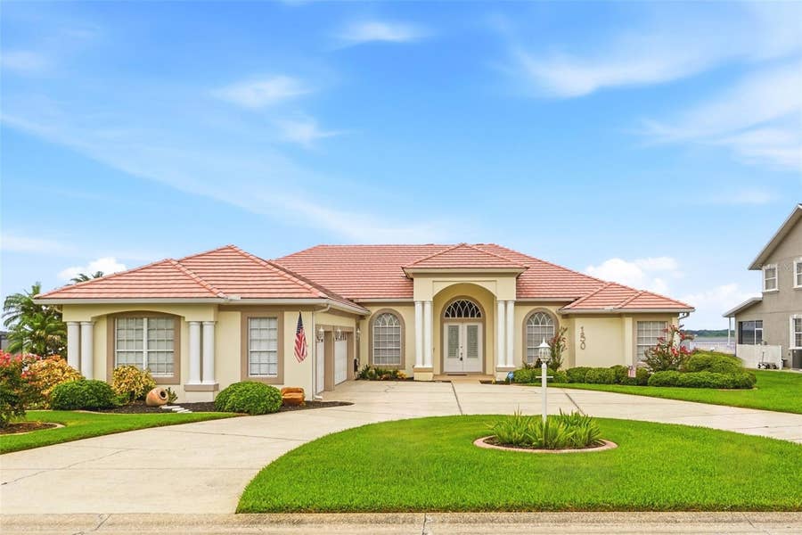 Property photo for 150 OLD NICHOLS CIRCLE, Auburndale, FL