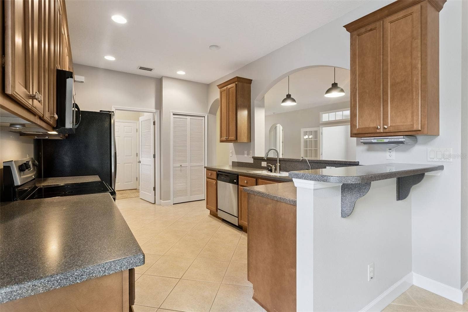 8270 BRIDGEPORT BAY CIRCLE, Mount Dora, FL 32757 8270 BRIDGEPORT BAY CIRCLE, Mount Dora, FL 32757