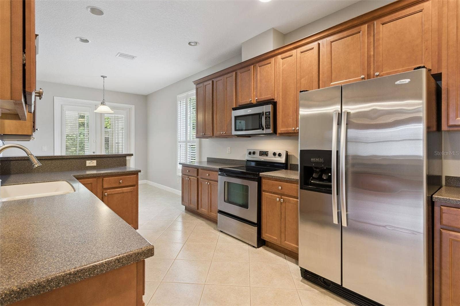 8270 BRIDGEPORT BAY CIRCLE, Mount Dora, FL 32757 8270 BRIDGEPORT BAY CIRCLE, Mount Dora, FL 32757