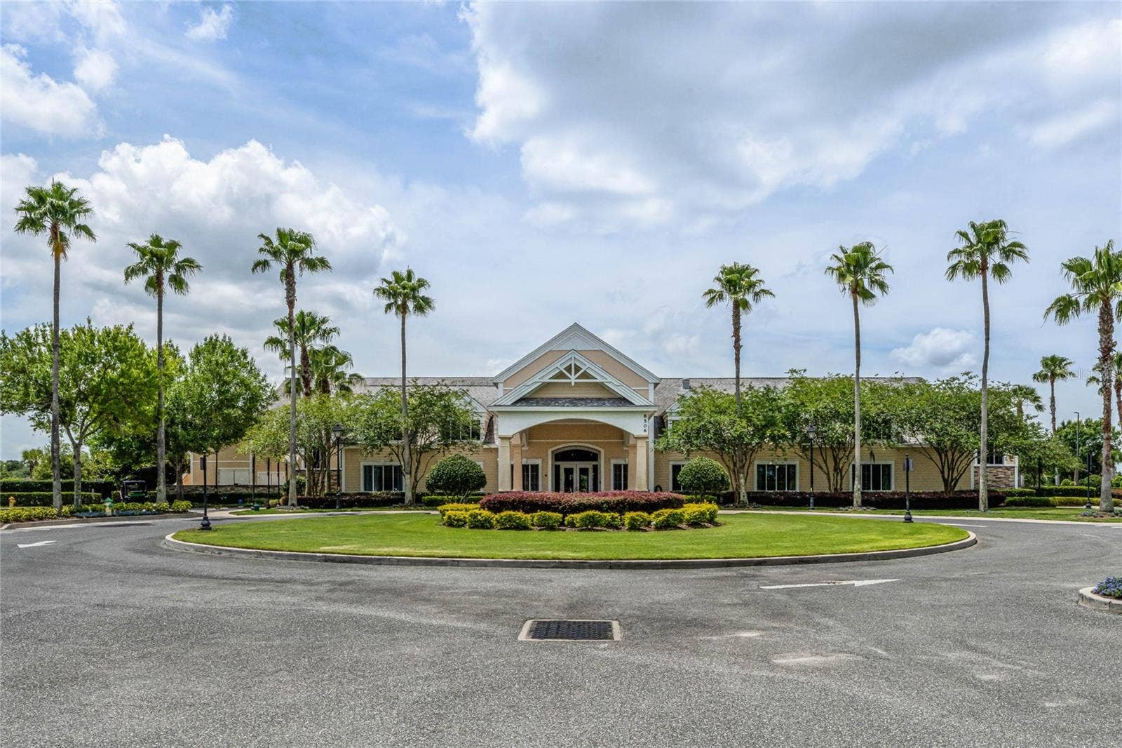 8270 BRIDGEPORT BAY CIRCLE, Mount Dora, FL 32757 8270 BRIDGEPORT BAY CIRCLE, Mount Dora, FL 32757