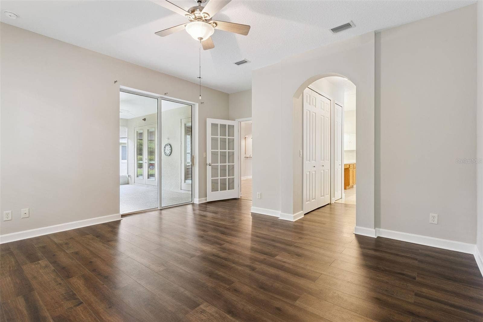 8270 BRIDGEPORT BAY CIRCLE, Mount Dora, FL 32757 8270 BRIDGEPORT BAY CIRCLE, Mount Dora, FL 32757