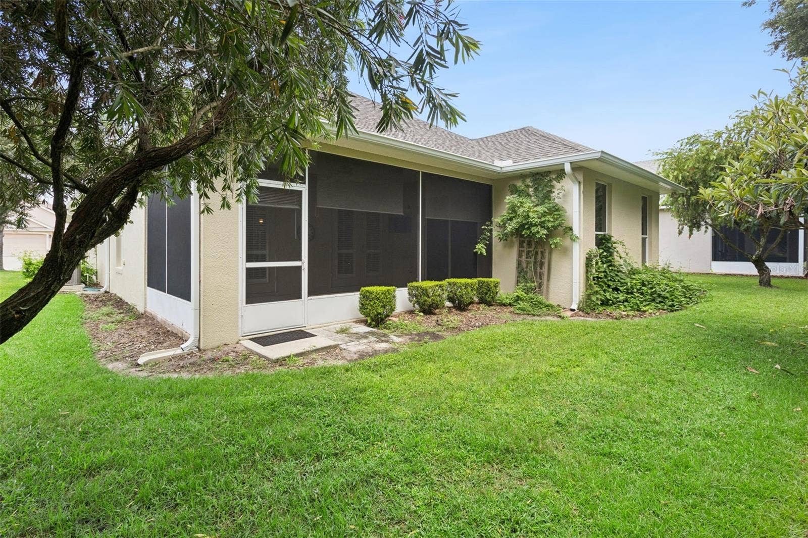 8270 BRIDGEPORT BAY CIRCLE, Mount Dora, FL 32757 8270 BRIDGEPORT BAY CIRCLE, Mount Dora, FL 32757