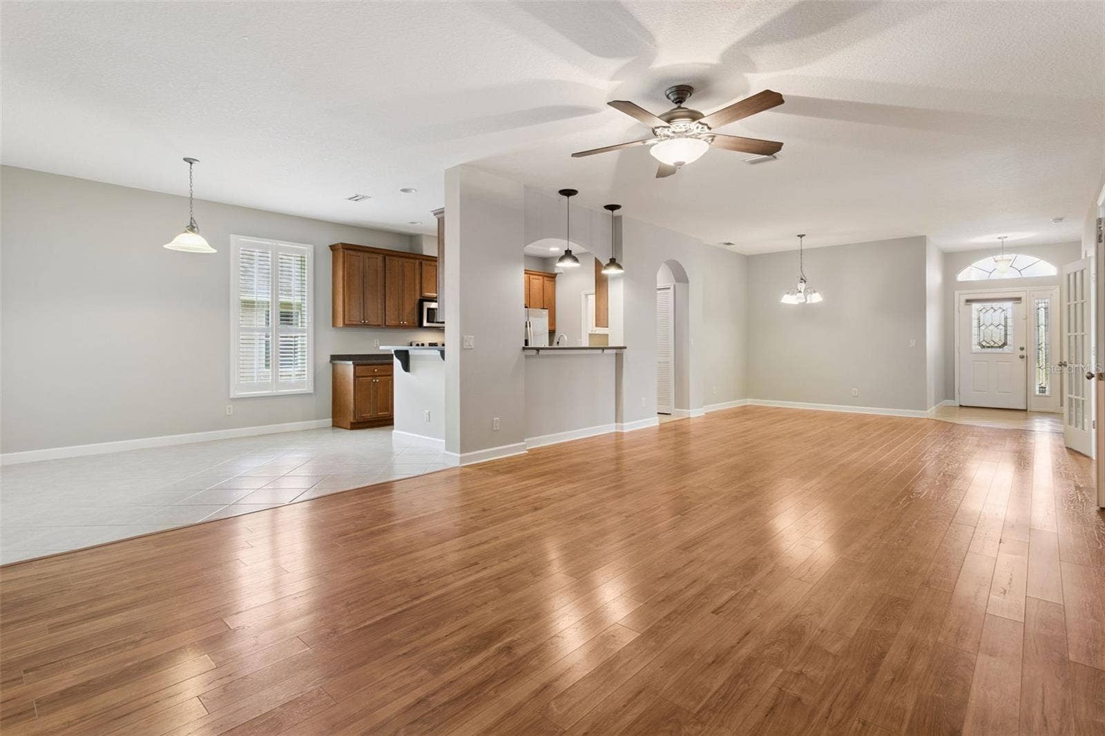 8270 BRIDGEPORT BAY CIRCLE, Mount Dora, FL 32757 8270 BRIDGEPORT BAY CIRCLE, Mount Dora, FL 32757