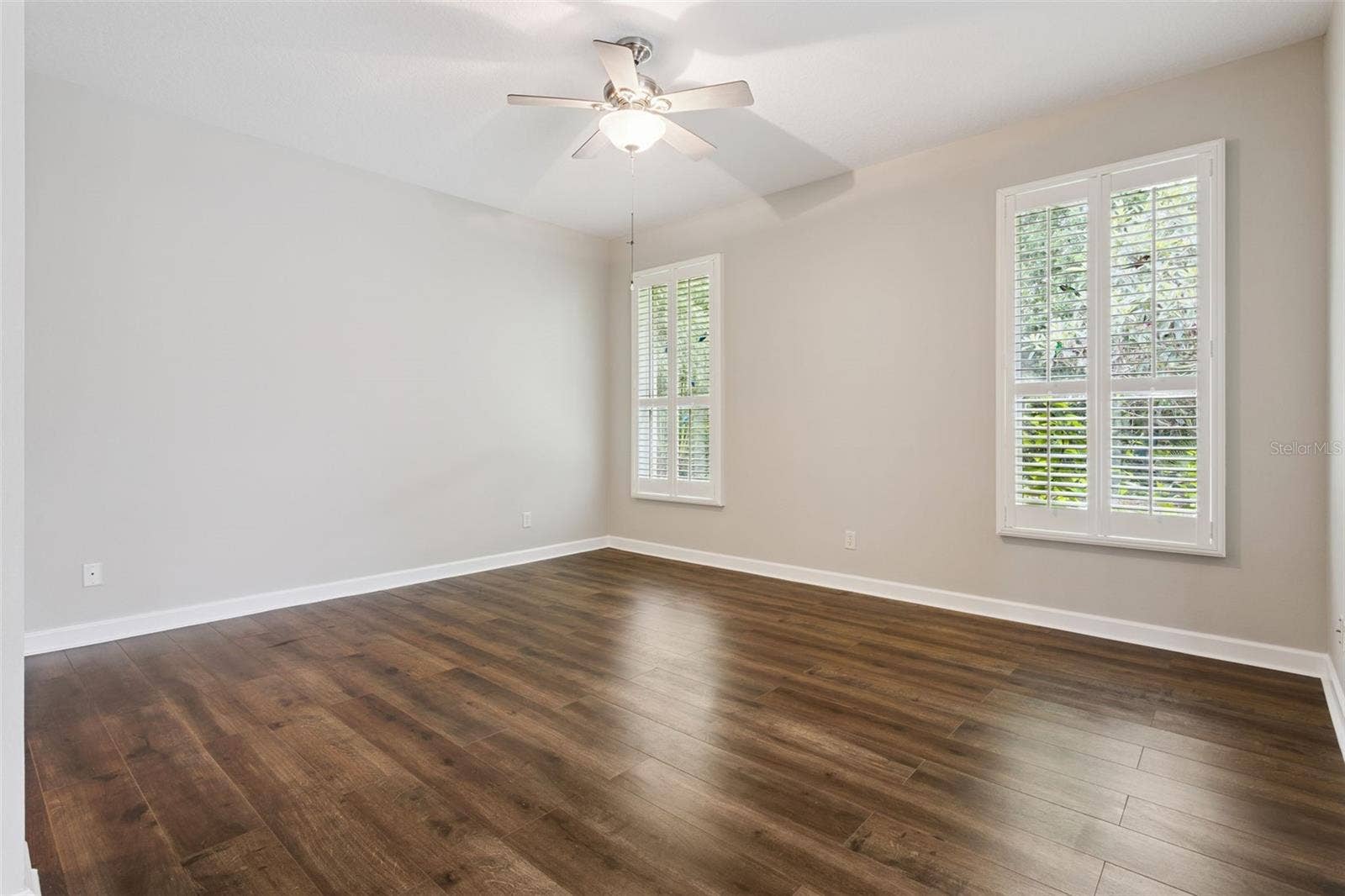 8270 BRIDGEPORT BAY CIRCLE, Mount Dora, FL 32757 8270 BRIDGEPORT BAY CIRCLE, Mount Dora, FL 32757