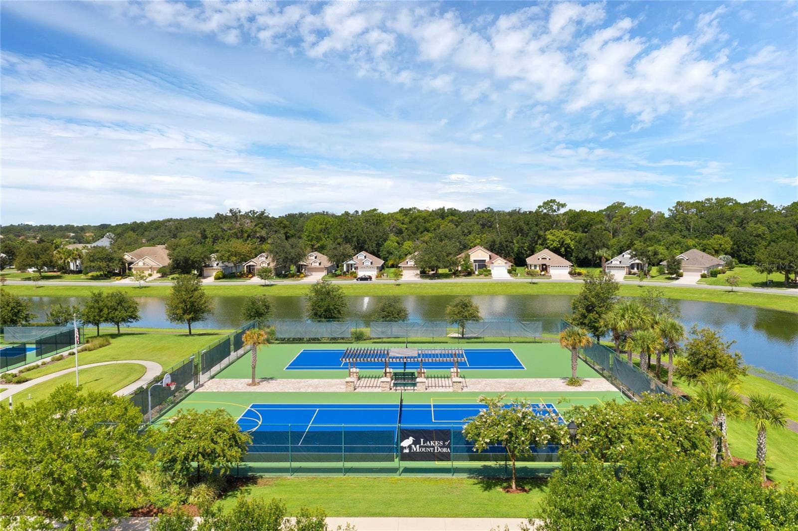 8270 BRIDGEPORT BAY CIRCLE, Mount Dora, FL 32757 8270 BRIDGEPORT BAY CIRCLE, Mount Dora, FL 32757