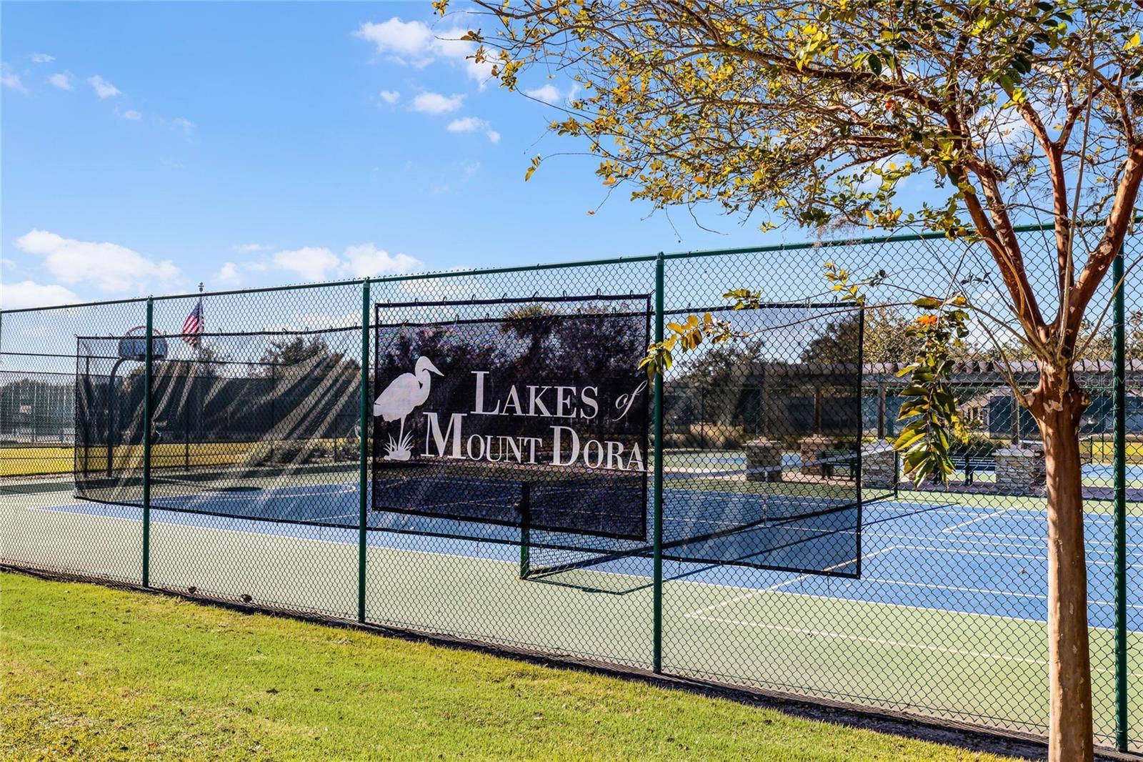 8270 BRIDGEPORT BAY CIRCLE, Mount Dora, FL 32757 8270 BRIDGEPORT BAY CIRCLE, Mount Dora, FL 32757