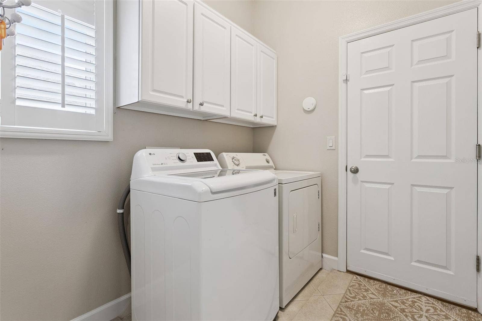 8270 BRIDGEPORT BAY CIRCLE, Mount Dora, FL 32757 8270 BRIDGEPORT BAY CIRCLE, Mount Dora, FL 32757