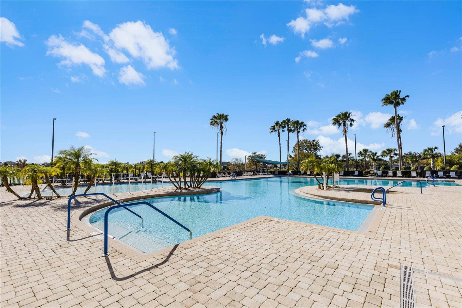 8270 BRIDGEPORT BAY CIRCLE, Mount Dora, FL 32757 8270 BRIDGEPORT BAY CIRCLE, Mount Dora, FL 32757