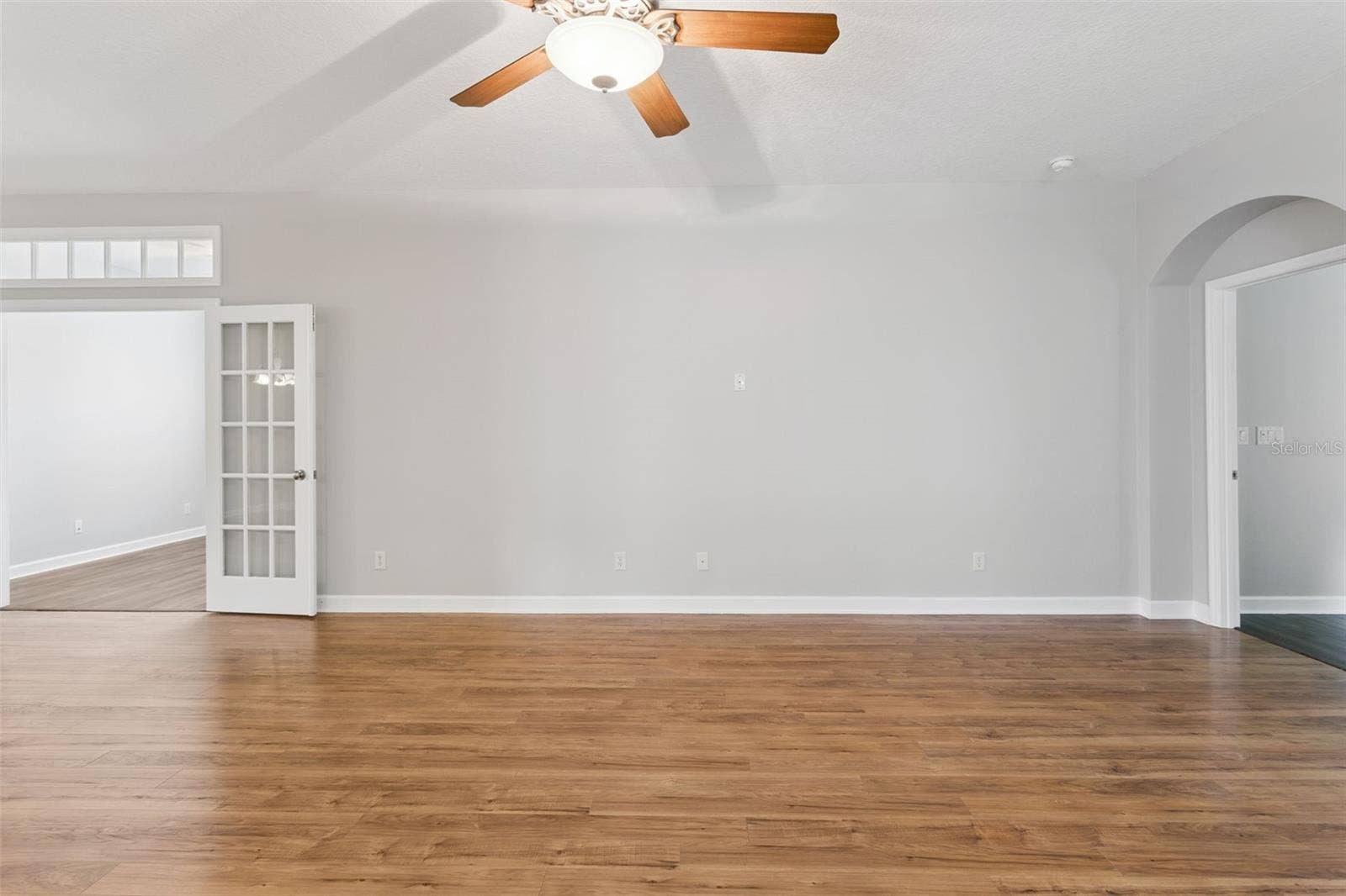 8270 BRIDGEPORT BAY CIRCLE, Mount Dora, FL 32757 8270 BRIDGEPORT BAY CIRCLE, Mount Dora, FL 32757