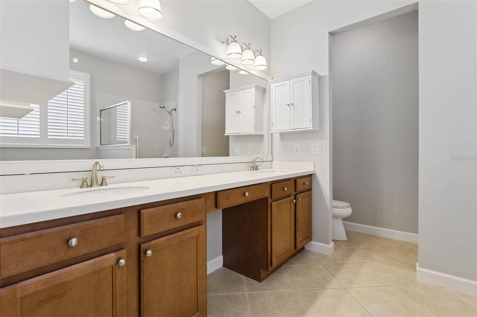 8270 BRIDGEPORT BAY CIRCLE, Mount Dora, FL 32757 8270 BRIDGEPORT BAY CIRCLE, Mount Dora, FL 32757