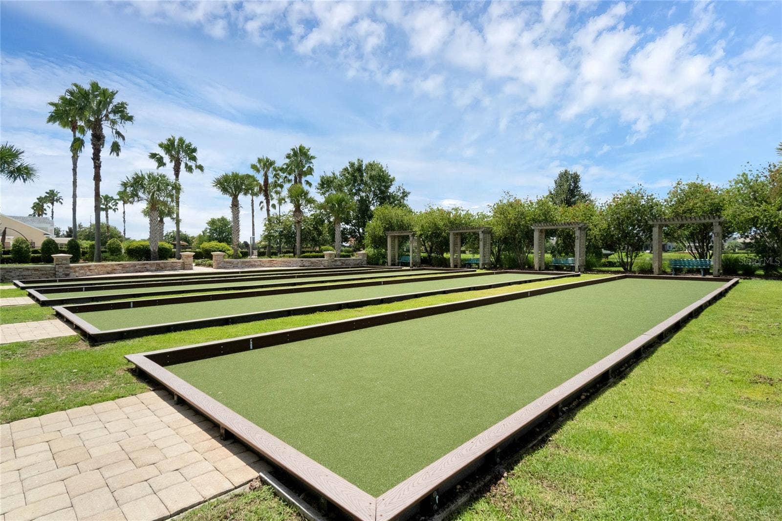 8270 BRIDGEPORT BAY CIRCLE, Mount Dora, FL 32757 8270 BRIDGEPORT BAY CIRCLE, Mount Dora, FL 32757