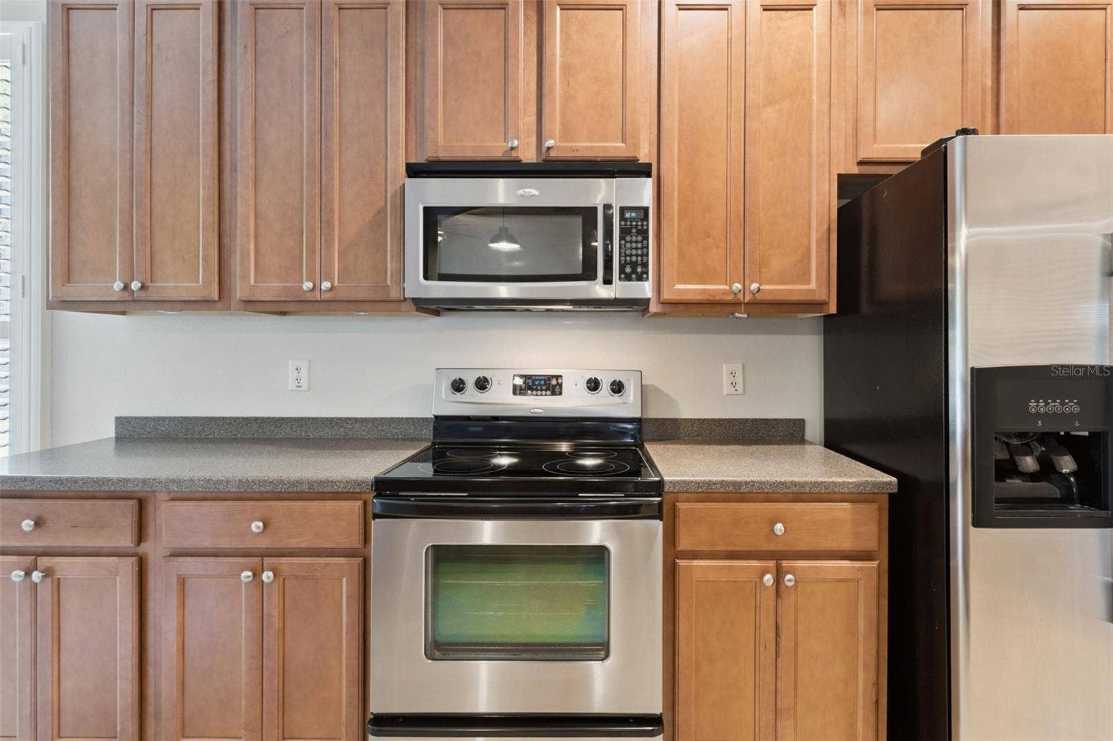 8270 BRIDGEPORT BAY CIRCLE, Mount Dora, FL 32757 8270 BRIDGEPORT BAY CIRCLE, Mount Dora, FL 32757
