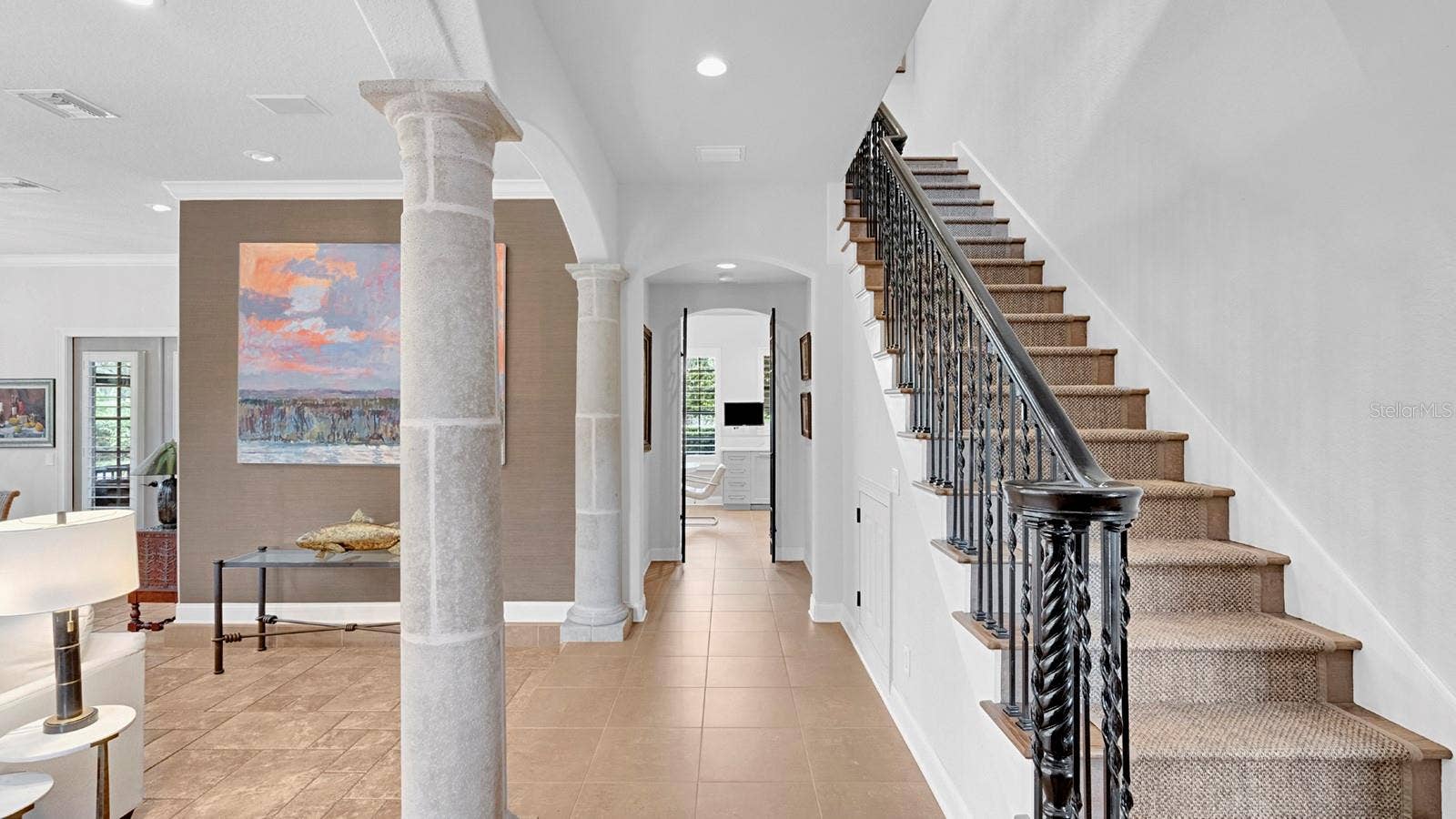 922 N PENNSYLVANIA AVENUE, Winter Park, FL 32789 Foyer/Staircase