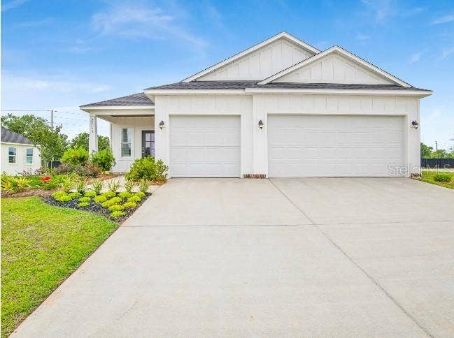 Property photo for 25125 THORNHILL DRIVE, Sorrento, FL