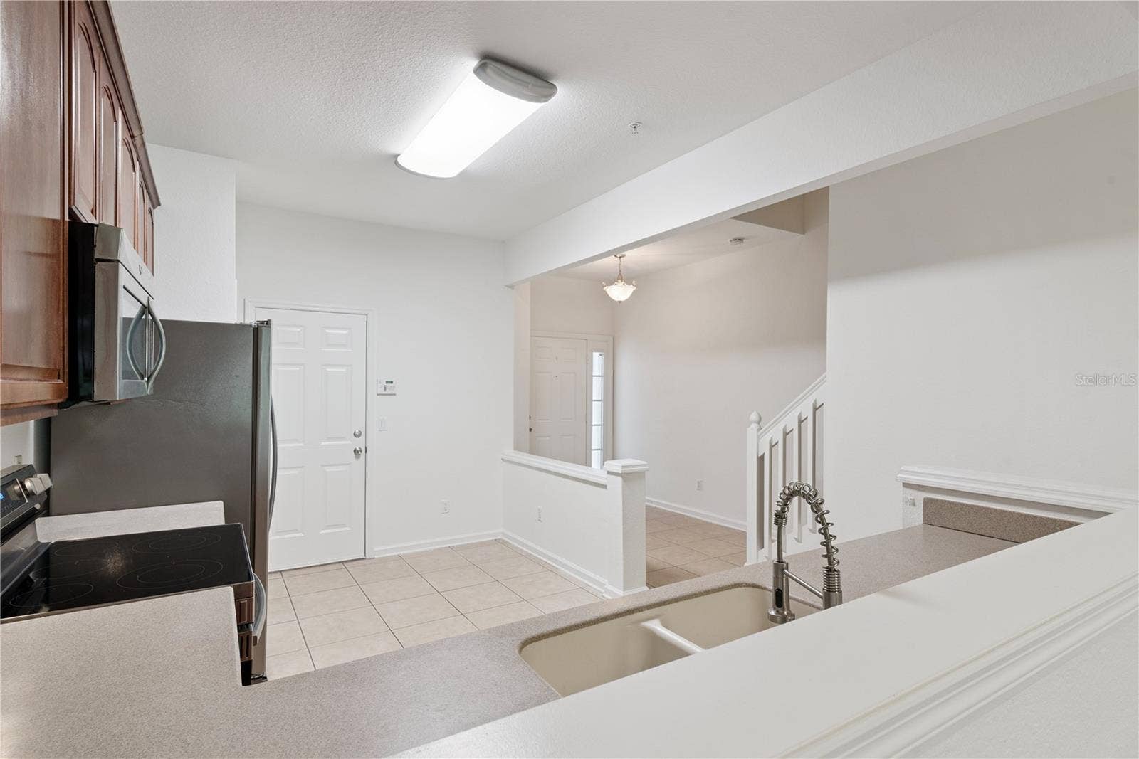 6887 SPERONE STREET, Orlando, FL 32819 6887 SPERONE STREET, Orlando, FL 32819