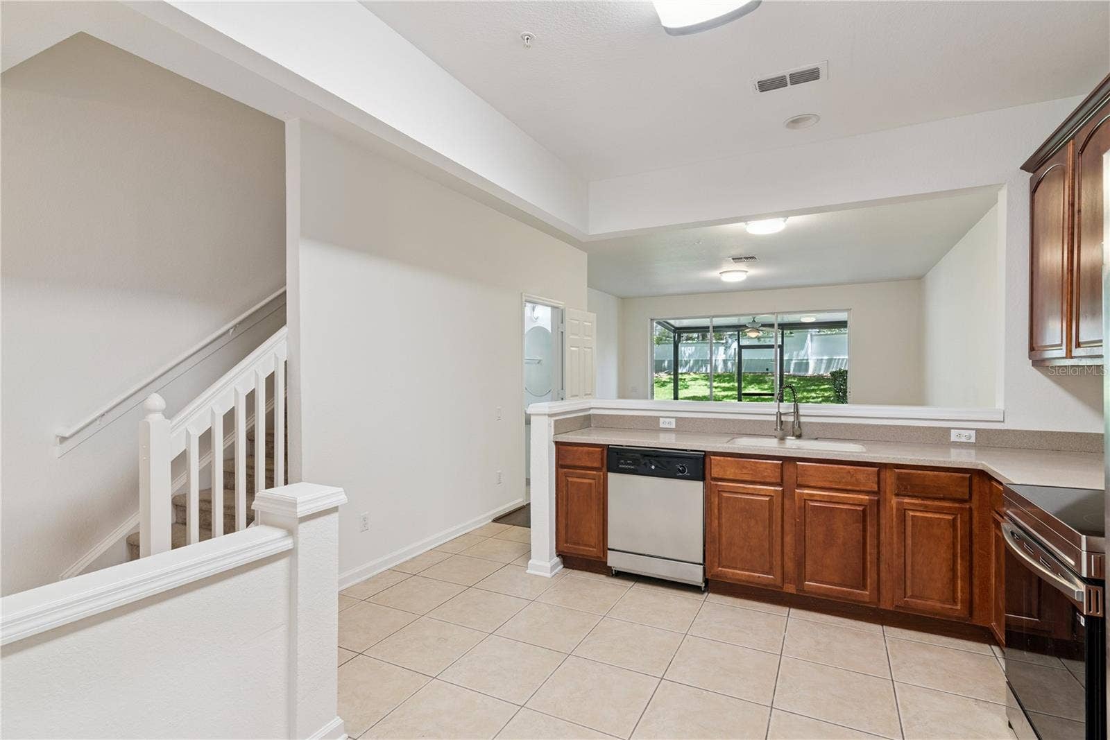 6887 SPERONE STREET, Orlando, FL 32819 6887 SPERONE STREET, Orlando, FL 32819