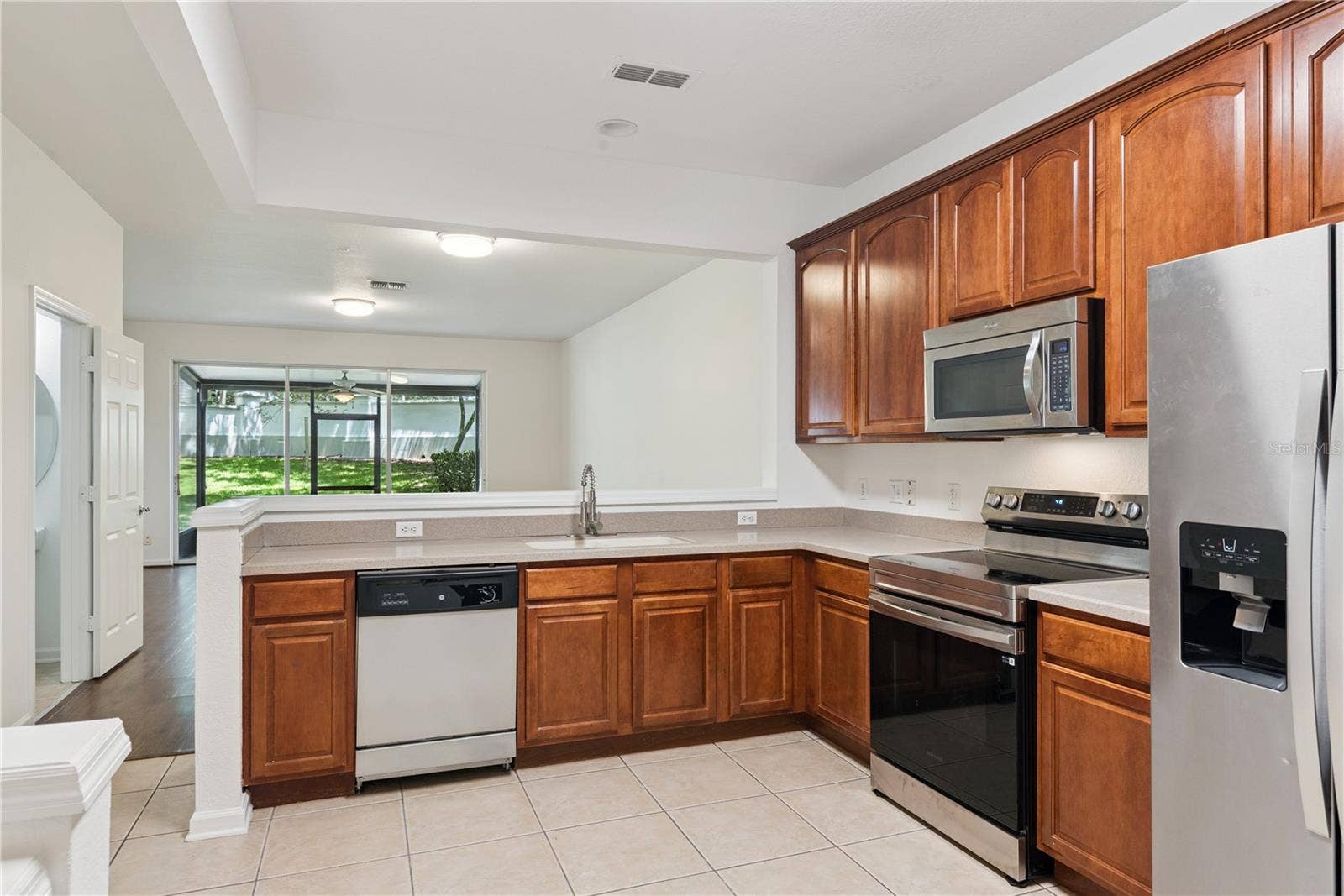 6887 SPERONE STREET, Orlando, FL 32819 6887 SPERONE STREET, Orlando, FL 32819