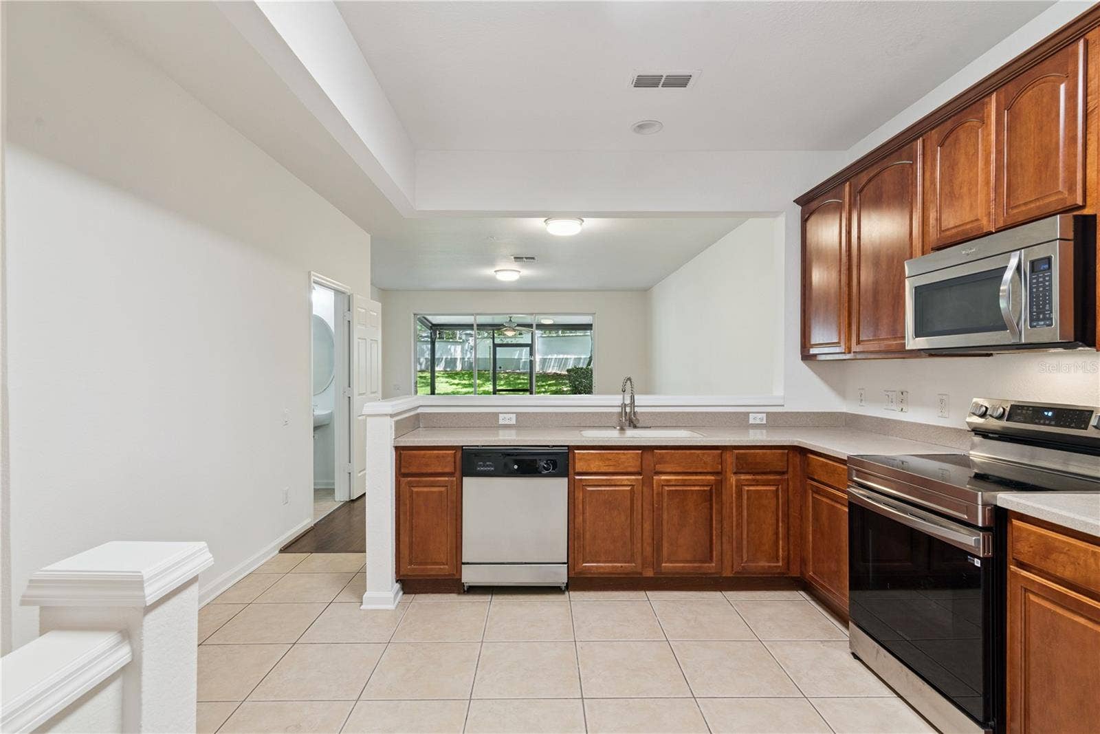 6887 SPERONE STREET, Orlando, FL 32819 6887 SPERONE STREET, Orlando, FL 32819