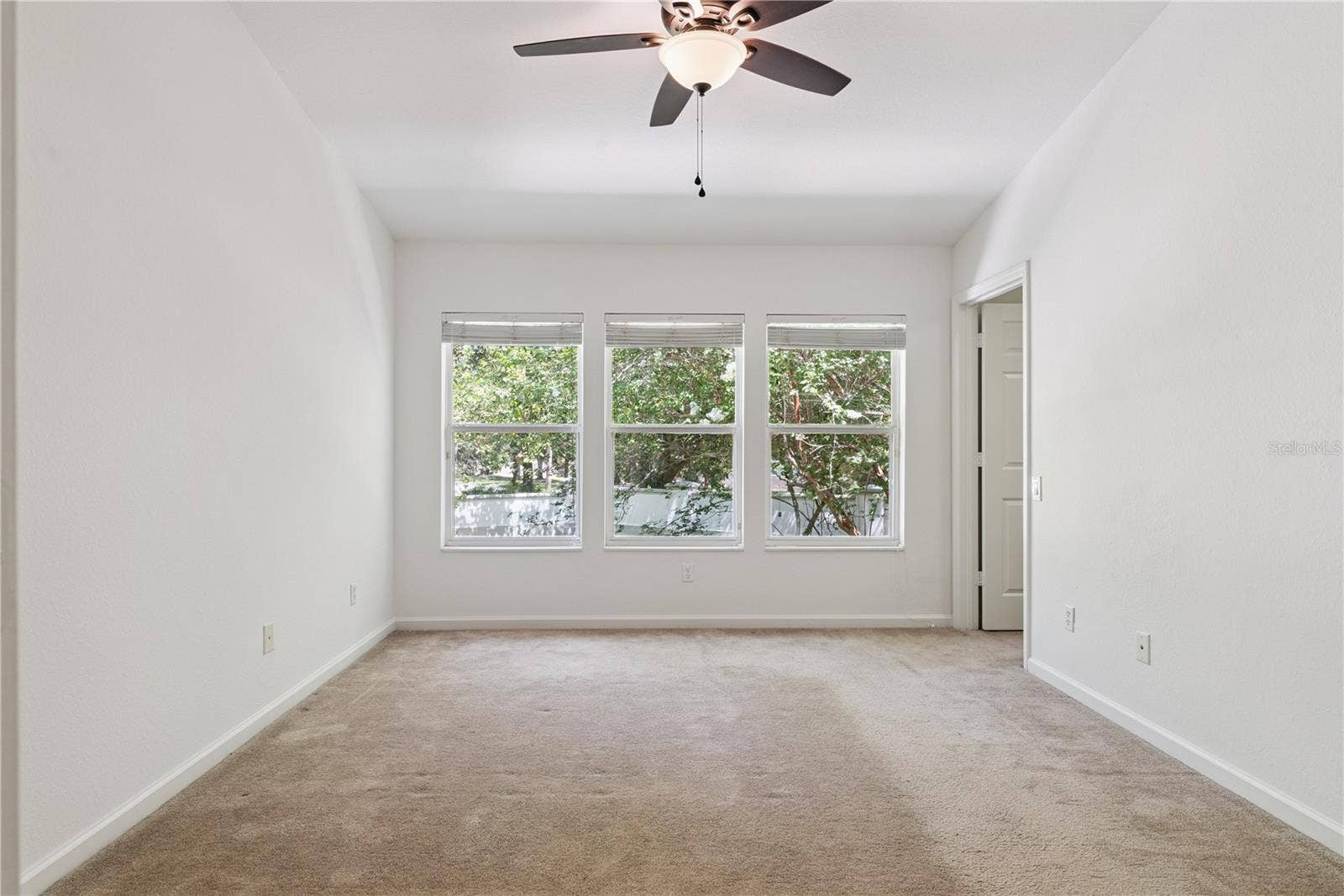 6887 SPERONE STREET, Orlando, FL 32819 6887 SPERONE STREET, Orlando, FL 32819