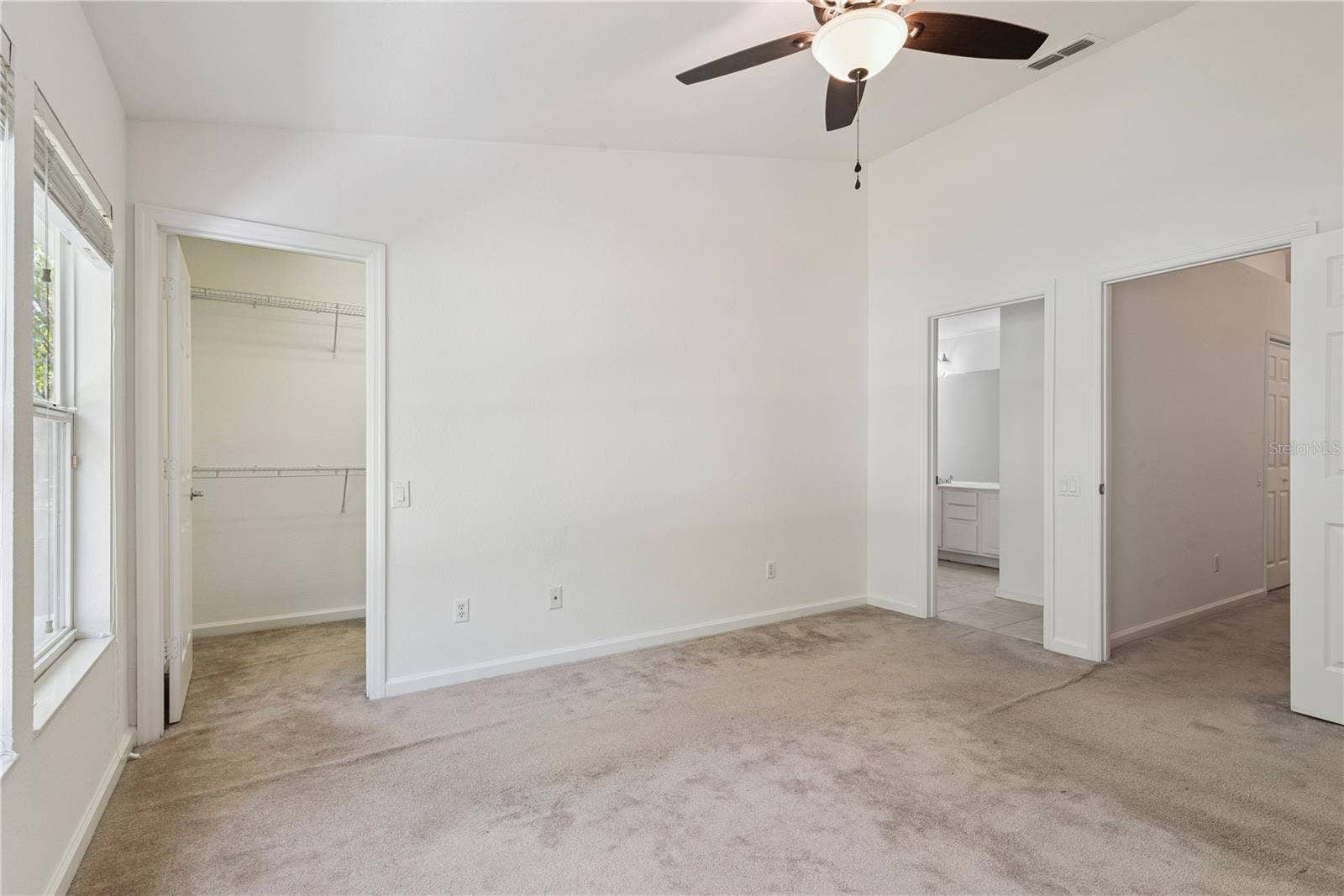 6887 SPERONE STREET, Orlando, FL 32819 6887 SPERONE STREET, Orlando, FL 32819