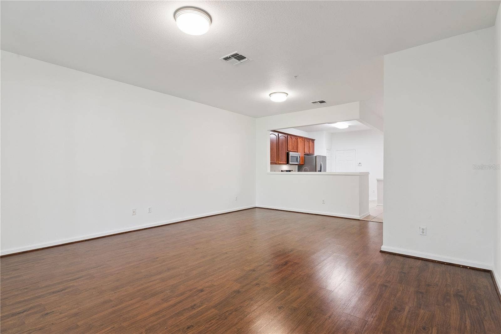 6887 SPERONE STREET, Orlando, FL 32819 6887 SPERONE STREET, Orlando, FL 32819